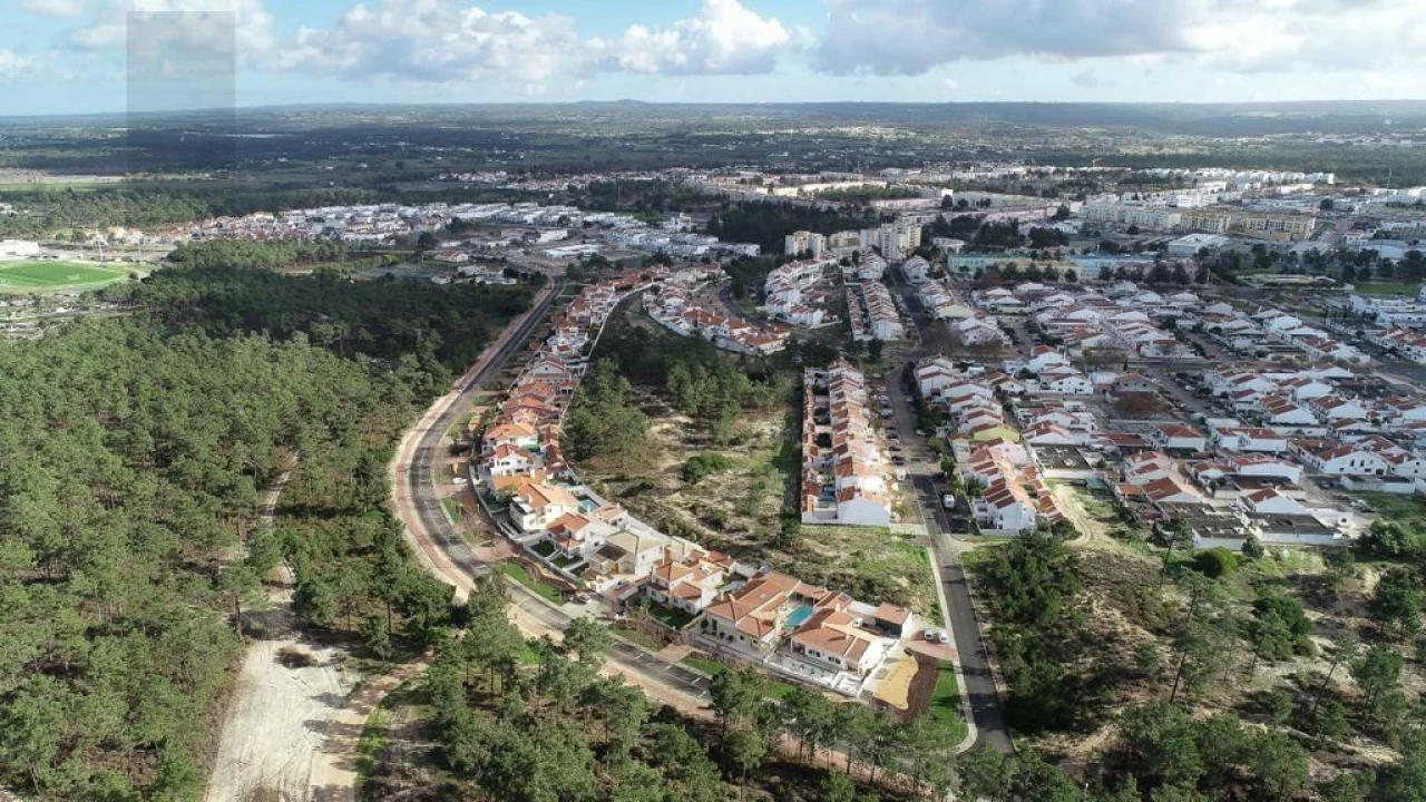 Moradia T4 para Venda em Santo Andre Foto 45