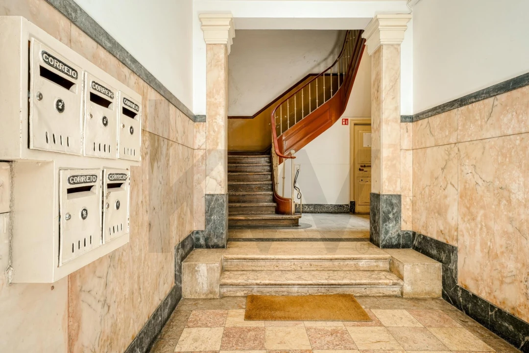 Apartamento T3 para Venda em Avenidas Novas Foto 1