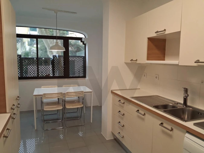 Apartamento T3 para Venda em Cascais e Estoril Foto 9