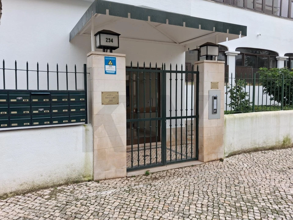 Apartamento T3 para Venda em Cascais e Estoril Foto 2