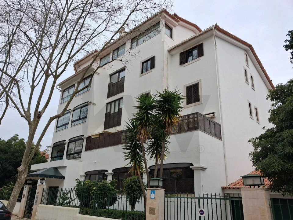 Apartamento T3 para Venda em Cascais e Estoril Foto 1