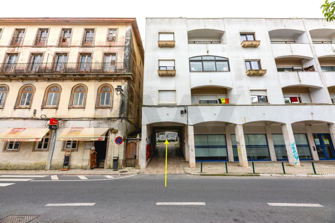 Loja para Arrendamento em São João das Lampas e Terrugem Foto 14