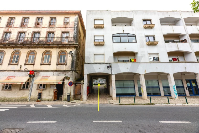 Loja para Arrendamento em São João das Lampas e Terrugem Foto 14