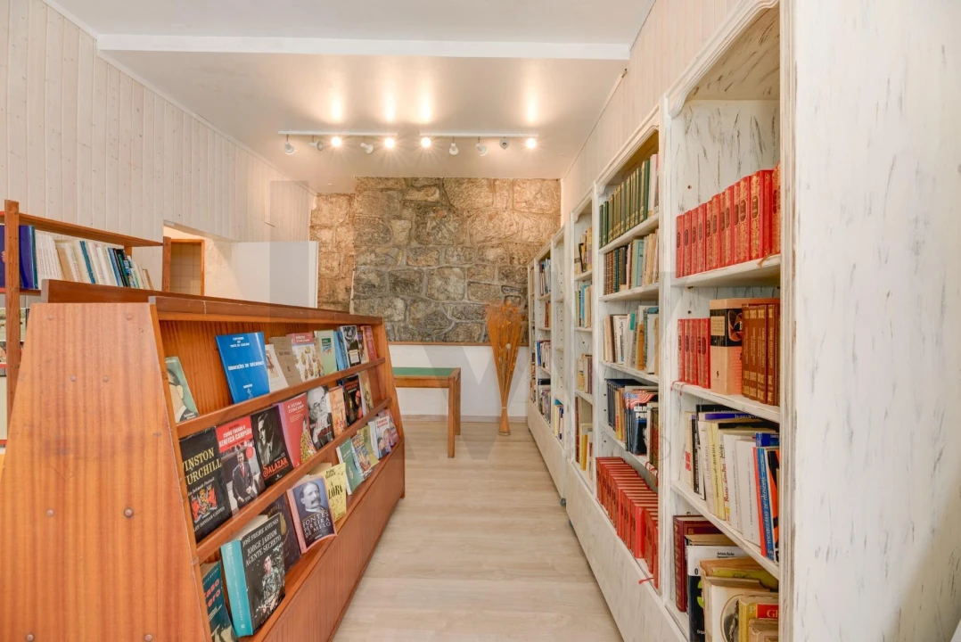 Loja para Arrendamento em São João das Lampas e Terrugem Foto 6