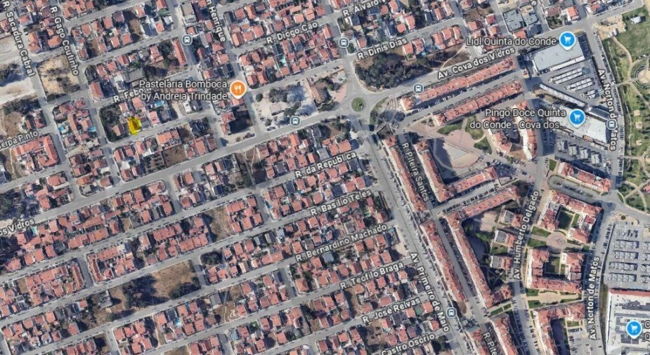 Moradia T2 para Venda em Quinta do Conde Foto 28