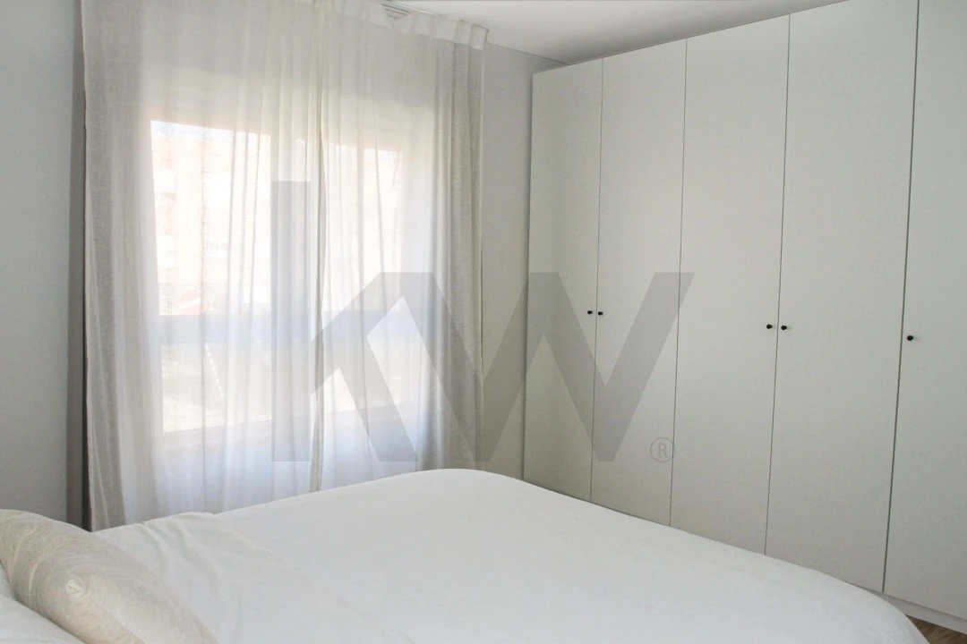 Apartamento T3 para Arrendamento em Oeiras e São Julião da Barra, Paço de Arcos e Caxias Foto 2