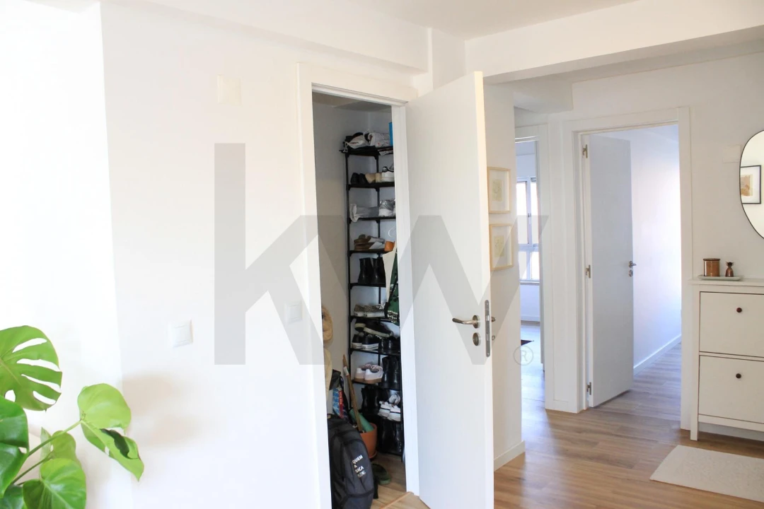 Apartamento T3 para Arrendamento em Oeiras e São Julião da Barra, Paço de Arcos e Caxias Foto 1