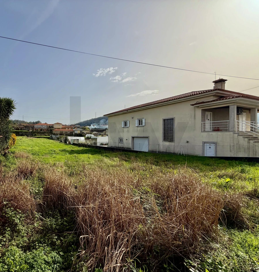 Terreno para Venda em Nogueira do Cravo e Pindelo Foto 10
