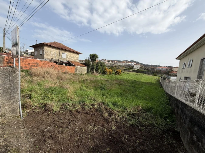 Terreno para Venda em Nogueira do Cravo e Pindelo Foto 3