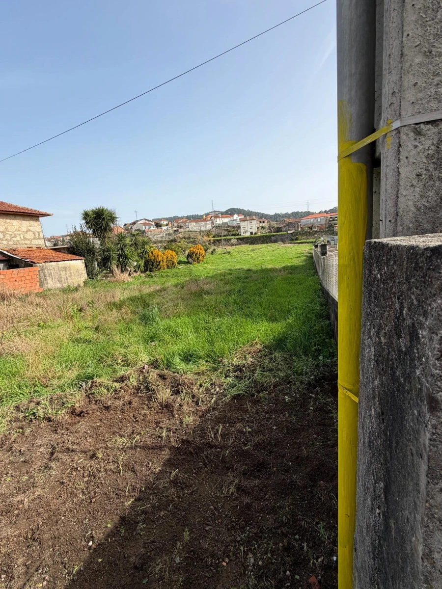 Terreno para Venda em Nogueira do Cravo e Pindelo Foto 4