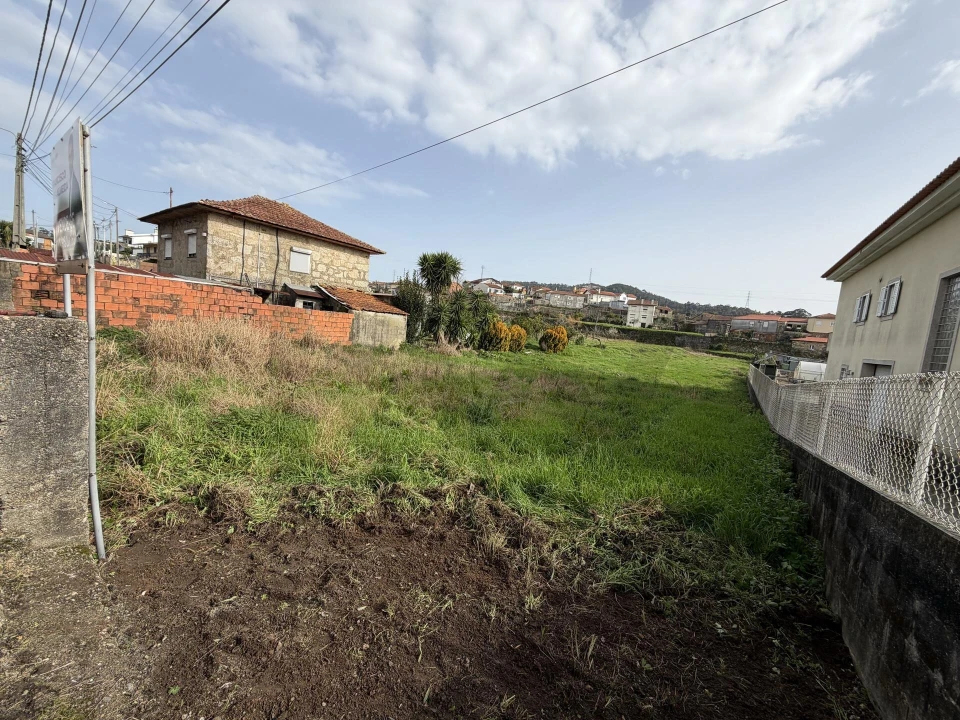 Terreno para Venda em Nogueira do Cravo e Pindelo Foto 3