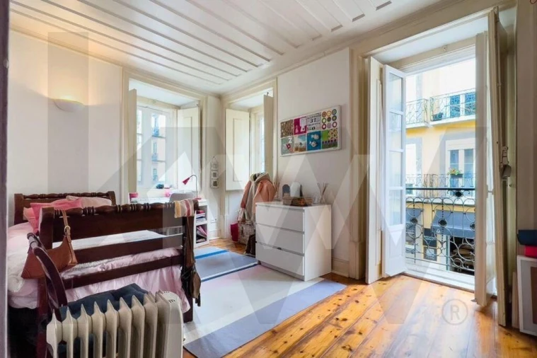 Apartamento T4 para Venda em Santo António Foto 8