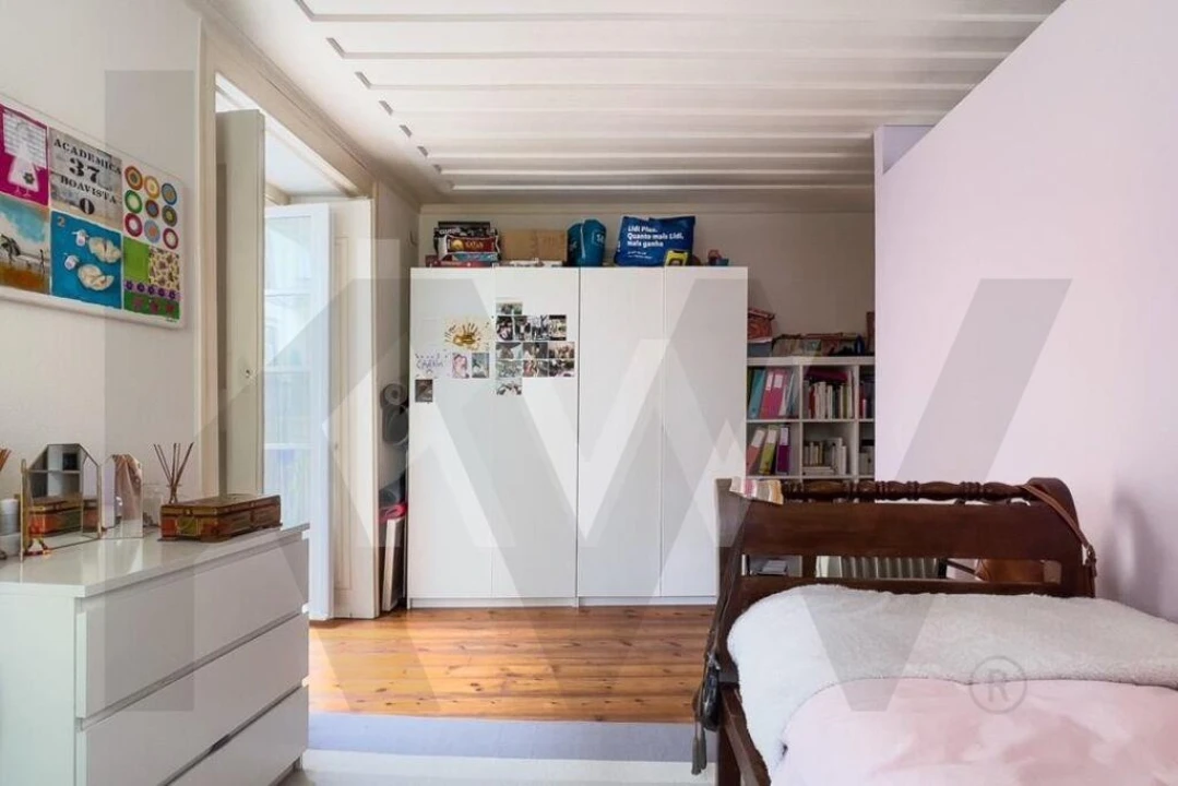 Apartamento T4 para Venda em Santo António Foto 25