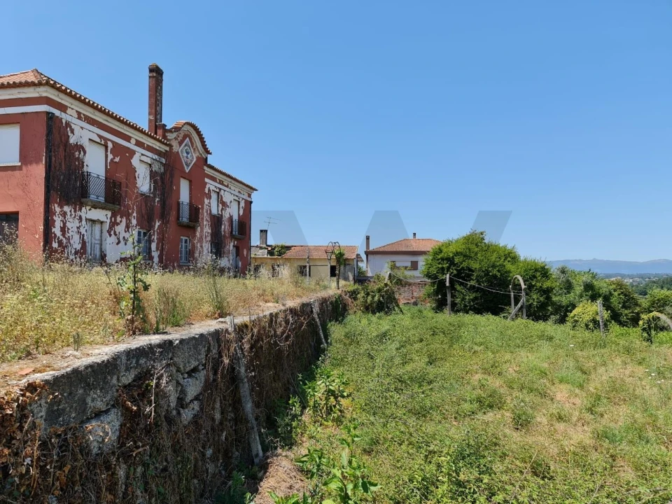 Moradia T5 para Venda em Ovoa e Vimieiro Foto 44