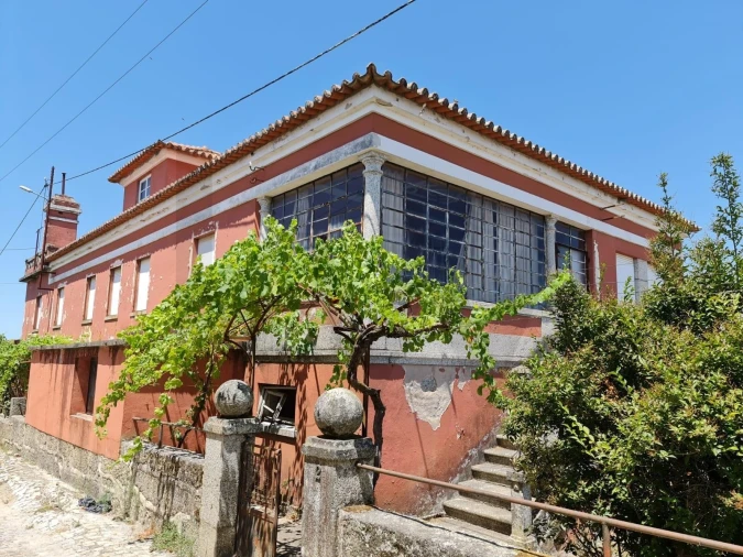 Moradia T5 para Venda em Ovoa e Vimieiro Foto 2