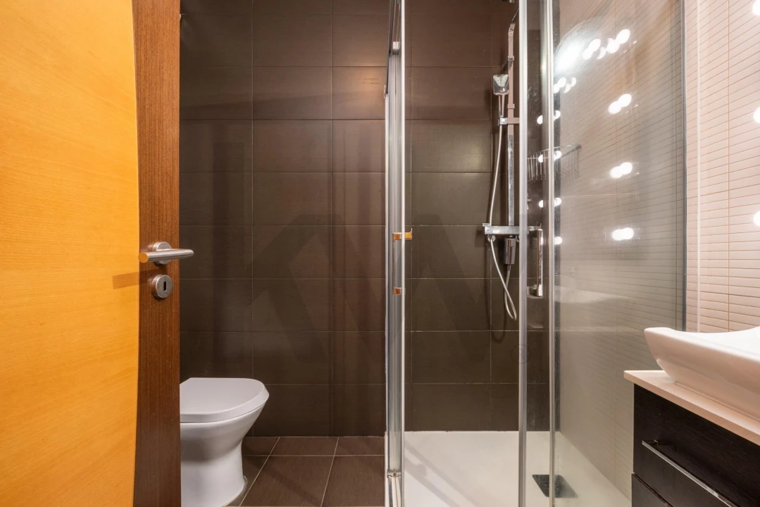 Moradia T4 para Venda em Sé Nova, Santa Cruz, Almedina e São Bartolomeu Foto 15