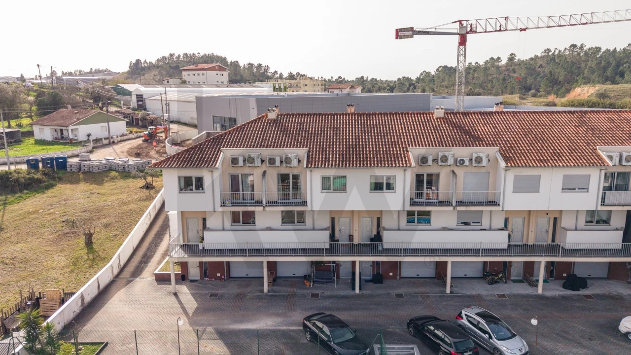 Moradia T4 para Venda em Sé Nova, Santa Cruz, Almedina e São Bartolomeu Foto 38