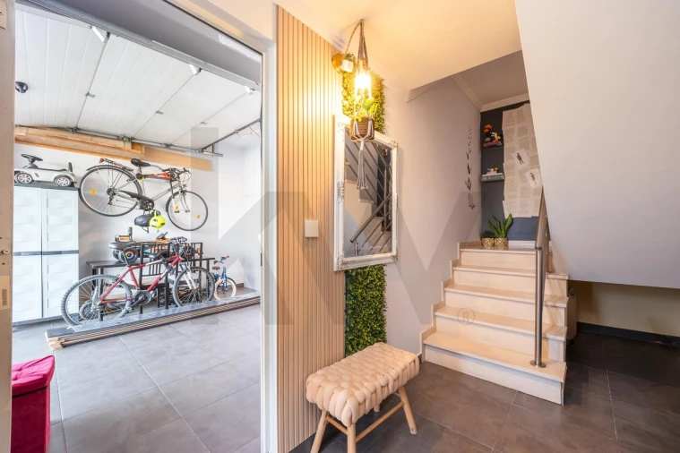 Moradia T4 para Venda em Sé Nova, Santa Cruz, Almedina e São Bartolomeu Foto 30