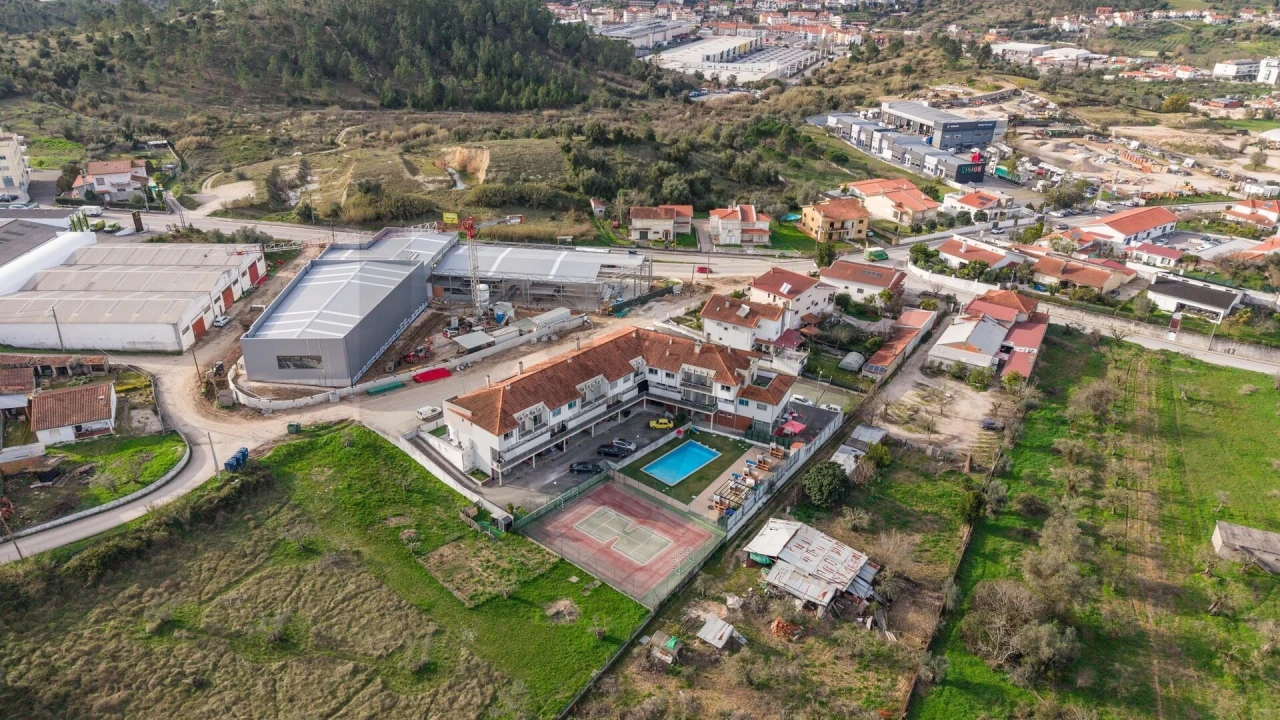 Moradia T4 para Venda em Sé Nova, Santa Cruz, Almedina e São Bartolomeu Foto 47