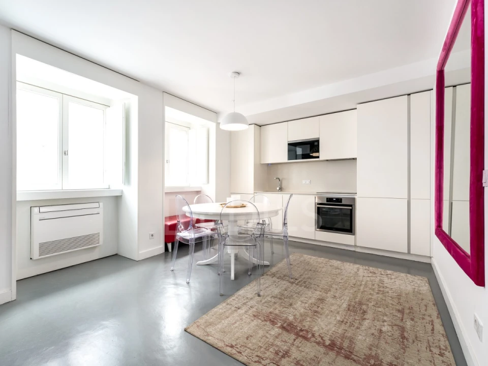 Apartamento T2 para Venda em Arroios Foto 2
