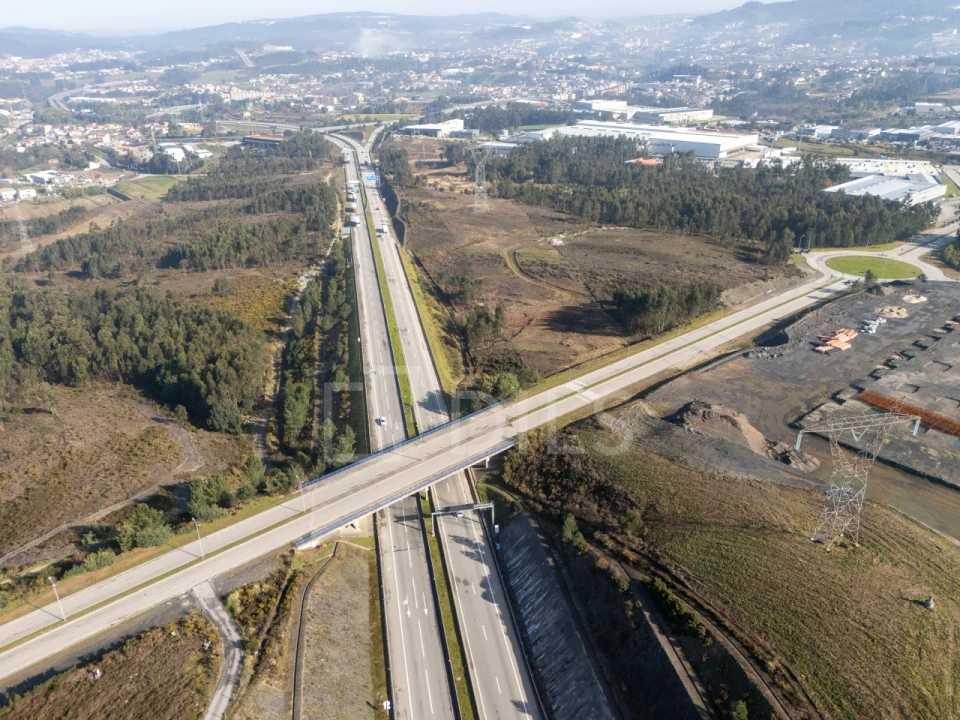 Armazém para Arrendamento em Recarei Foto 16