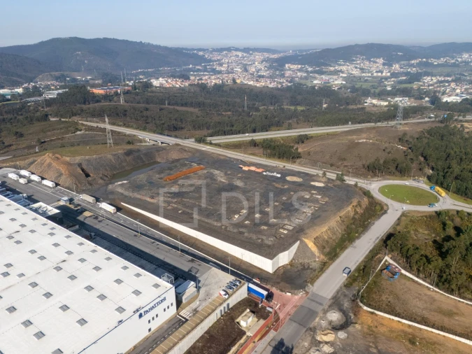 Armazém para Arrendamento em Recarei Foto 13