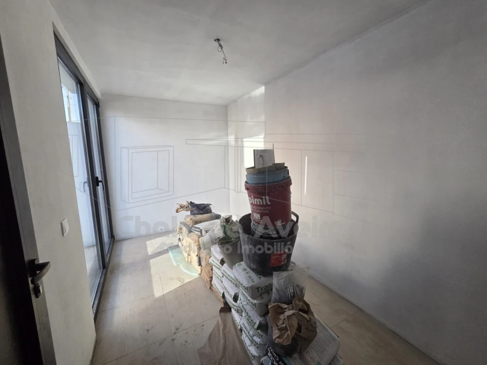 Moradia T3 para Venda em Aradas Foto 32