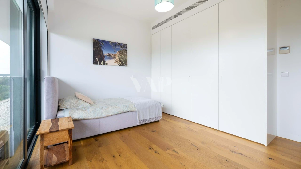 Apartamento T2 para Venda em Quarteira Foto 21