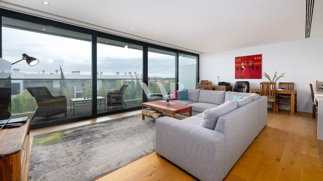 Apartamento T2 para Venda em Quarteira Foto 8