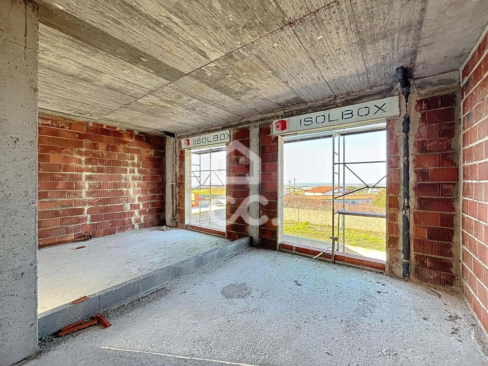 Moradia T3 para Venda em Atouguia da Baleia Foto 16