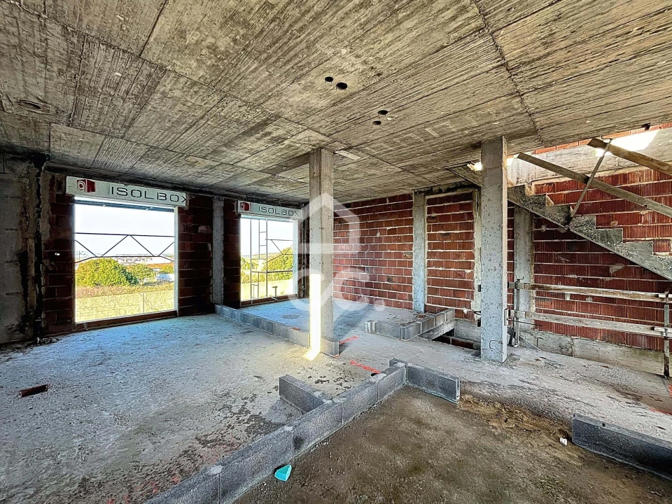 Moradia T3 para Venda em Atouguia da Baleia Foto 11