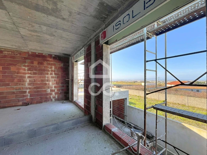 Moradia T3 para Venda em Atouguia da Baleia Foto 12