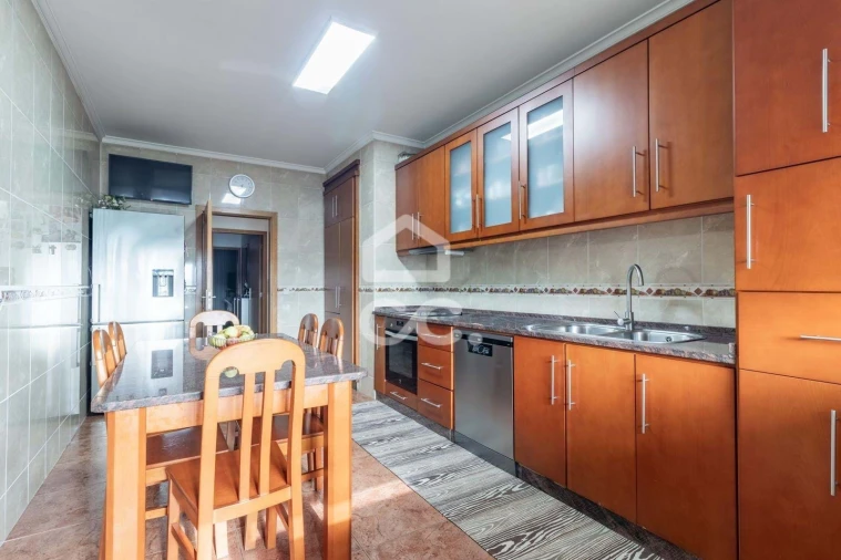 Apartamento T3 para Venda em Pedome Foto 8