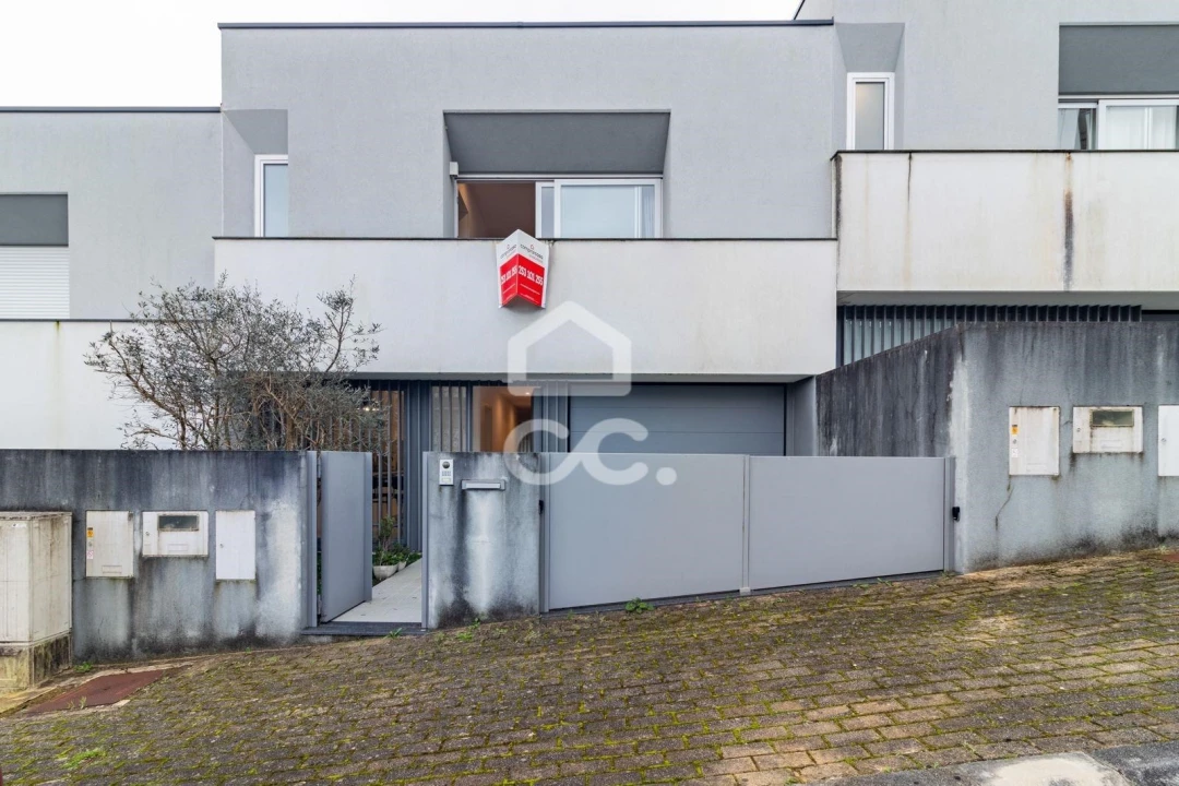 Moradia T3 para Venda em Lemenhe, Mouquim e Jesufrei Foto 1