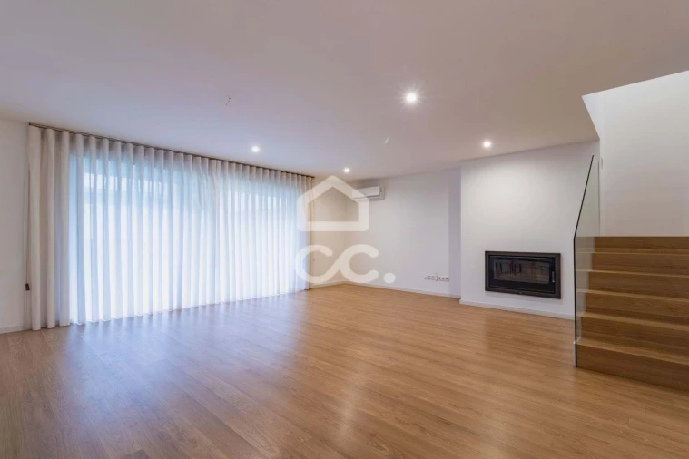 Moradia T3 para Venda em Lemenhe, Mouquim e Jesufrei Foto 4