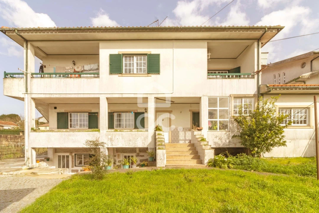 Moradia T3 para Venda em Serzedelo Foto 7