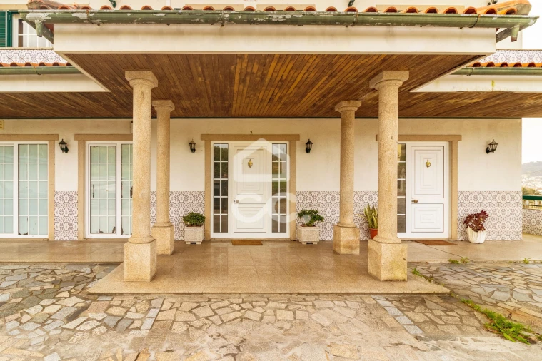 Moradia T3 para Venda em Serzedelo Foto 9