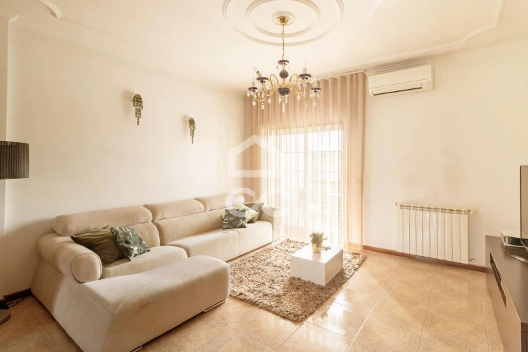 Moradia T3 para Venda em Serzedelo Foto 20