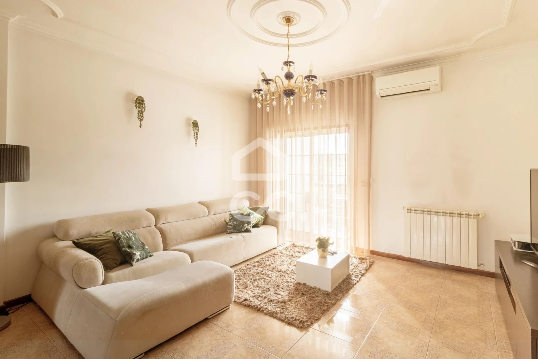 Moradia T3 para Venda em Serzedelo Foto 20