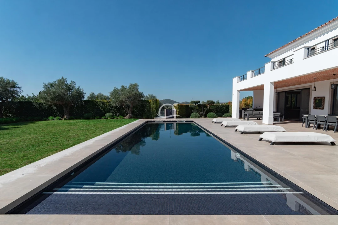 Moradia T4 para Venda em Loule (São Clemente) Foto 2