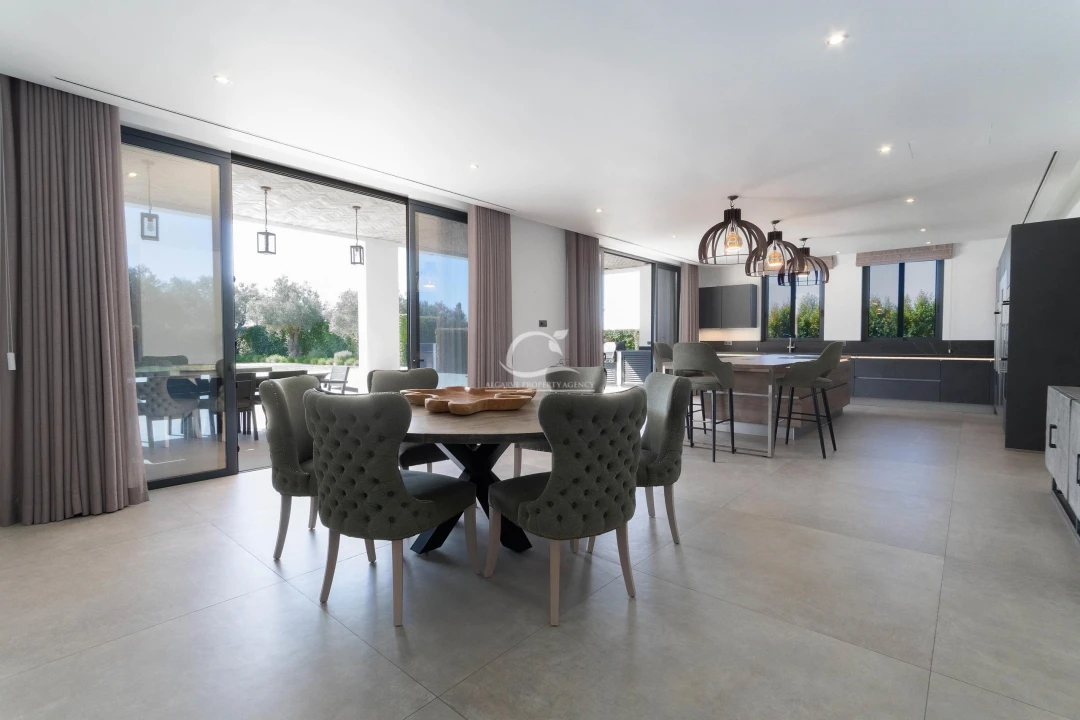 Moradia T4 para Venda em Loule (São Clemente) Foto 3