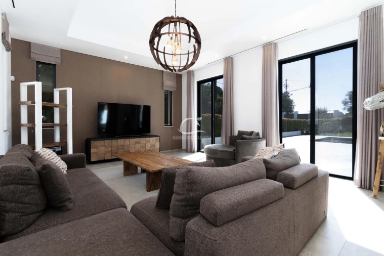 Moradia T4 para Venda em Loule (São Clemente) Foto 5