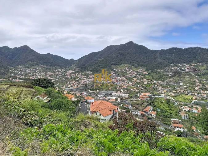 Terreno para Venda em Machico Foto 2