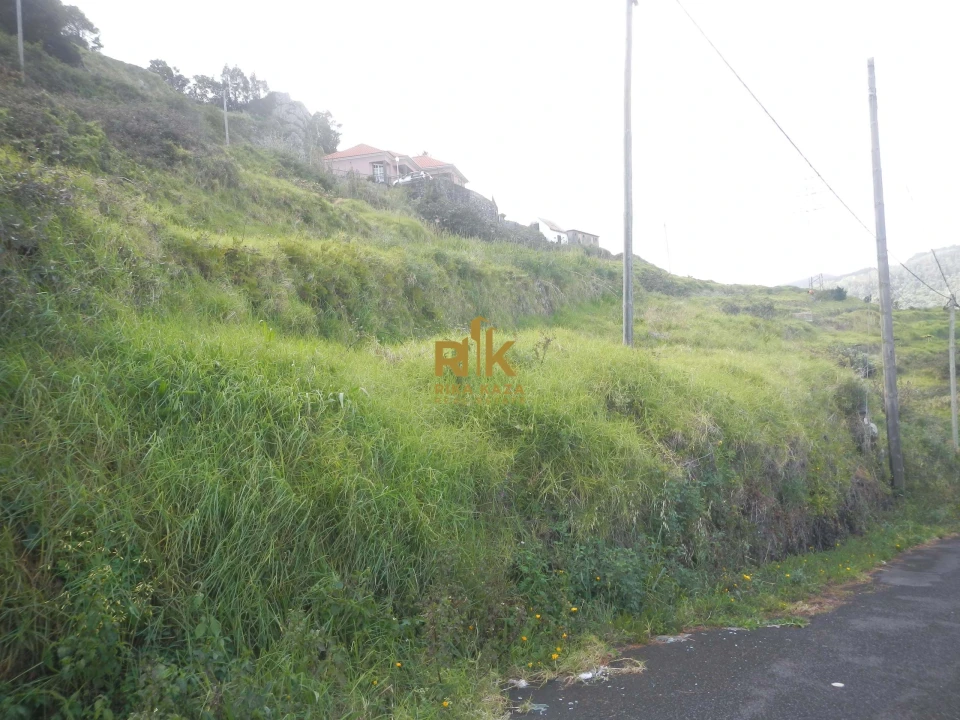 Terreno para Venda em Machico Foto 3