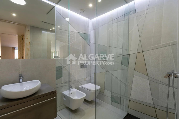 Moradia T4 para Venda em Almancil Foto 19