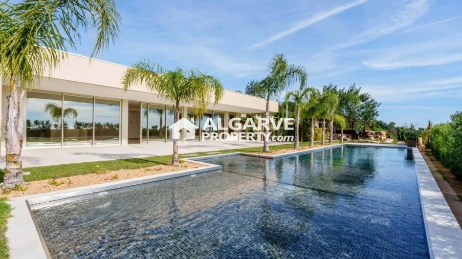 Moradia T4 para Venda em Almancil Foto 23