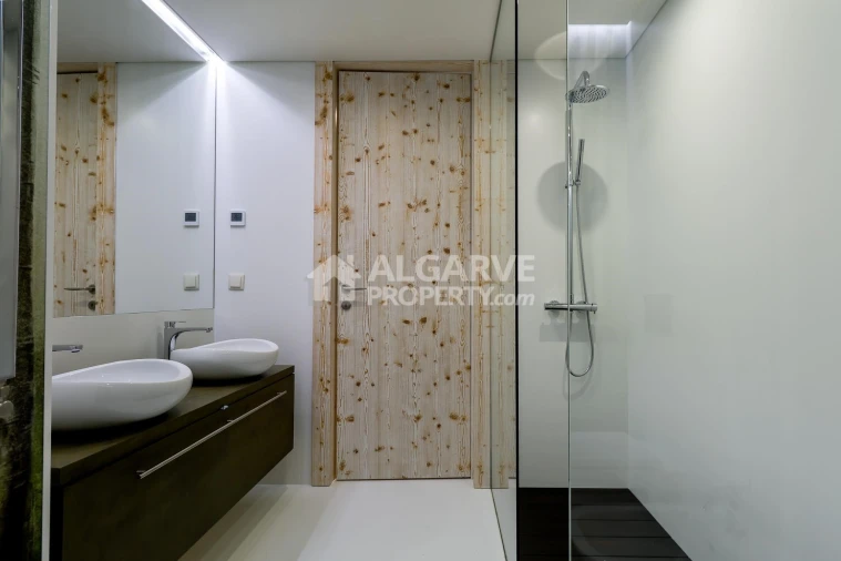 Moradia T4 para Venda em Almancil Foto 15