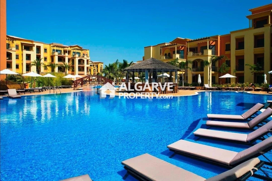 Apartamento T3 para Venda em Quarteira Foto 1