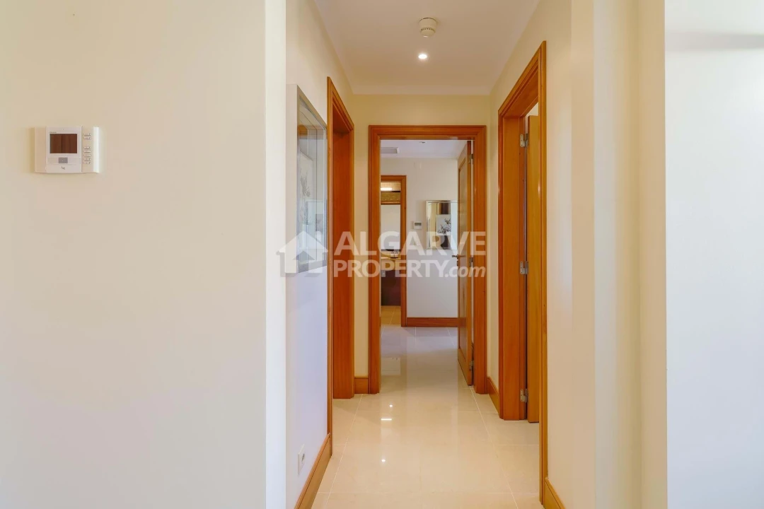 Apartamento T2 para Venda em Quarteira Foto 15