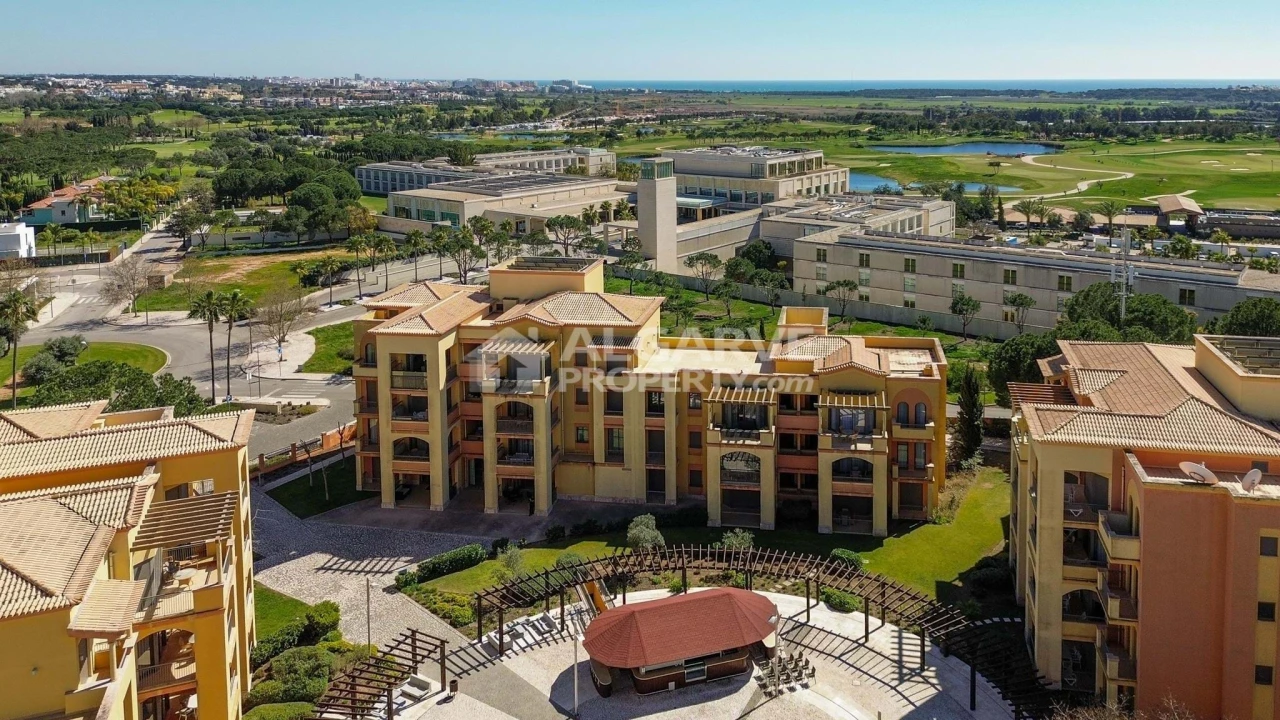 Apartamento T2 para Venda em Quarteira Foto 5